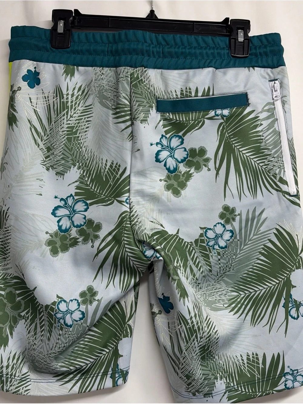 NWT GUESS Men's Small Blue Green Neon Stripe Tropical Casual Shorts$69